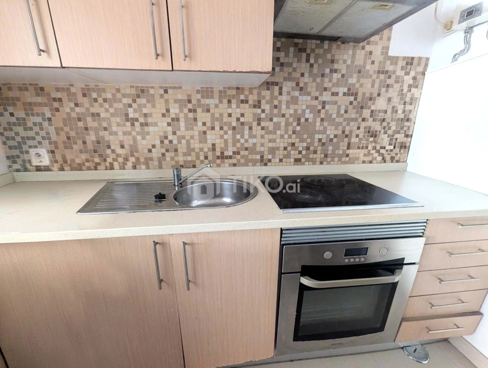 Apartamento T2 para Venda em Algés, Linda-A-Velha e Cruz Quebrada-Dafundo Foto 7