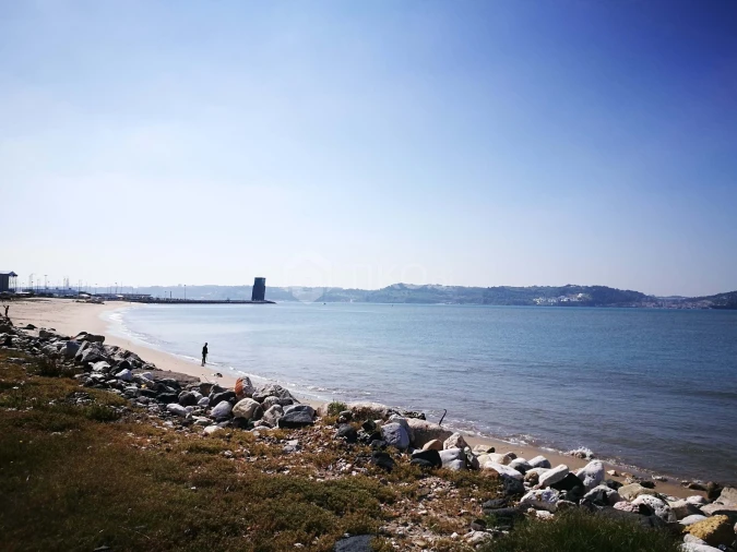 Apartamento T2 para Venda em Algés, Linda-A-Velha e Cruz Quebrada-Dafundo Foto 17