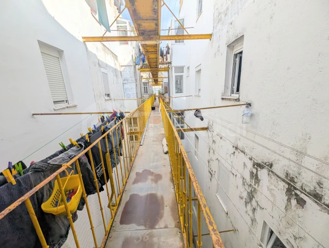 Apartamento T2 para Venda em Algés, Linda-A-Velha e Cruz Quebrada-Dafundo Foto 15