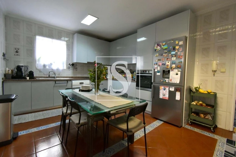 Moradia T4 para Venda em Matosinhos e Leça da Palmeira Foto 8