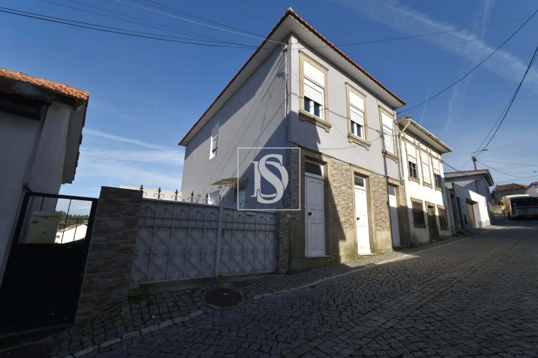 Moradia T4 para Venda em Matosinhos e Leça da Palmeira Foto 1