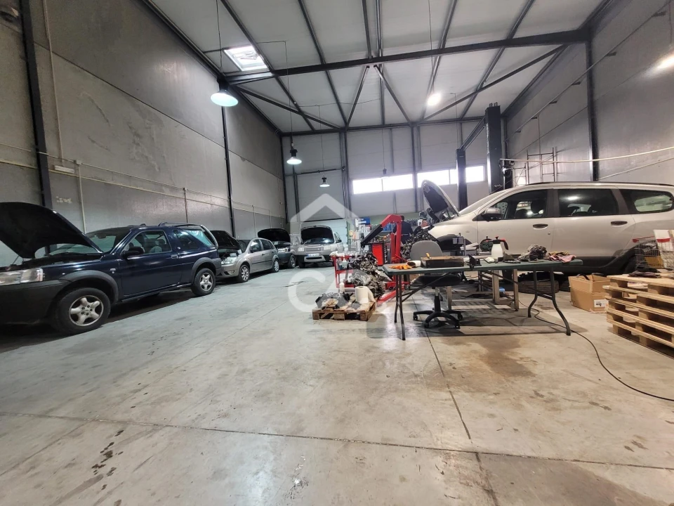 Armazém para Arrendamento em Seixal Foto 2