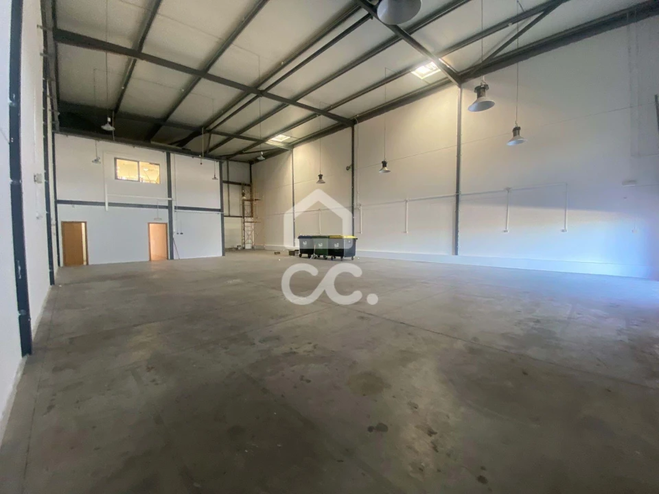 Armazém para Arrendamento em Seixal, Arrentela e Aldeia de Paio Pires Foto 17