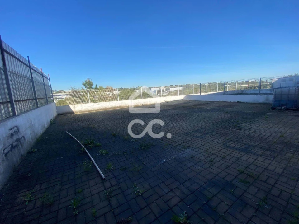 Armazém para Arrendamento em Seixal, Arrentela e Aldeia de Paio Pires Foto 6