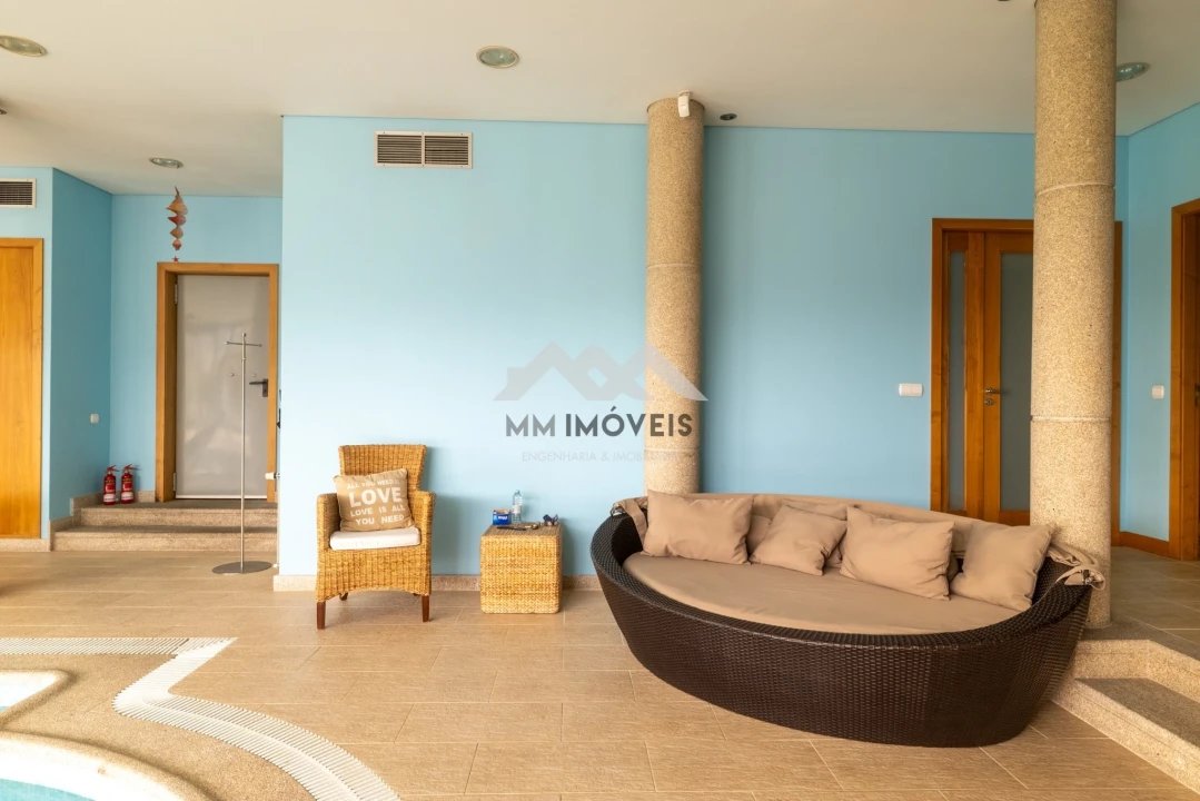 Moradia T6 para Venda em Santa Lucrécia de Algeriz e Navarra Foto 72