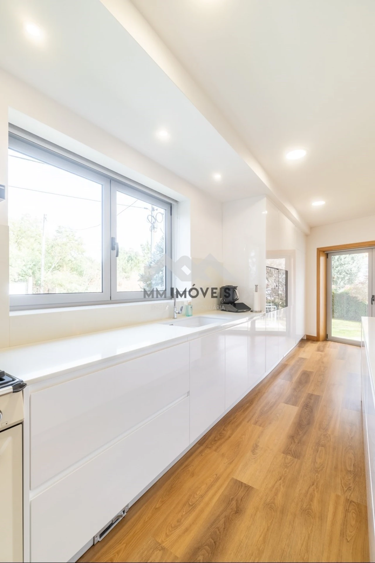 Moradia T6 para Venda em Santa Lucrécia de Algeriz e Navarra Foto 31