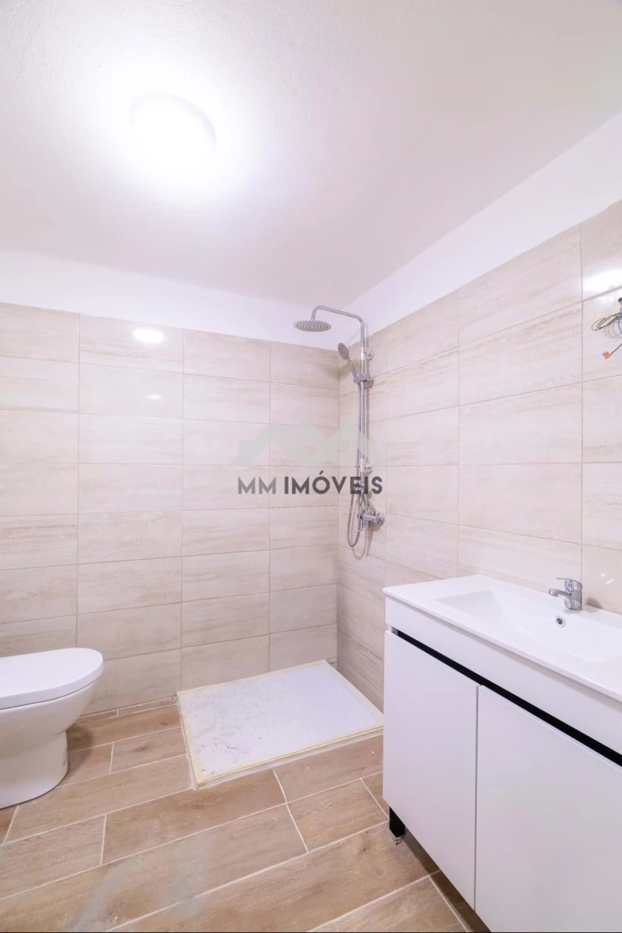 Moradia T4 para Venda em Pedrouços Foto 8