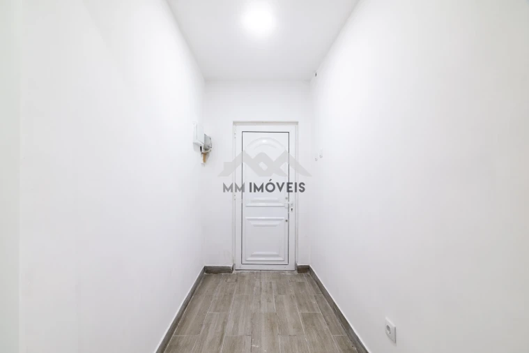 Moradia T4 para Venda em Pedrouços Foto 23