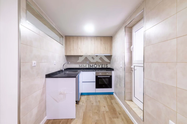 Moradia T4 para Venda em Pedrouços Foto 15