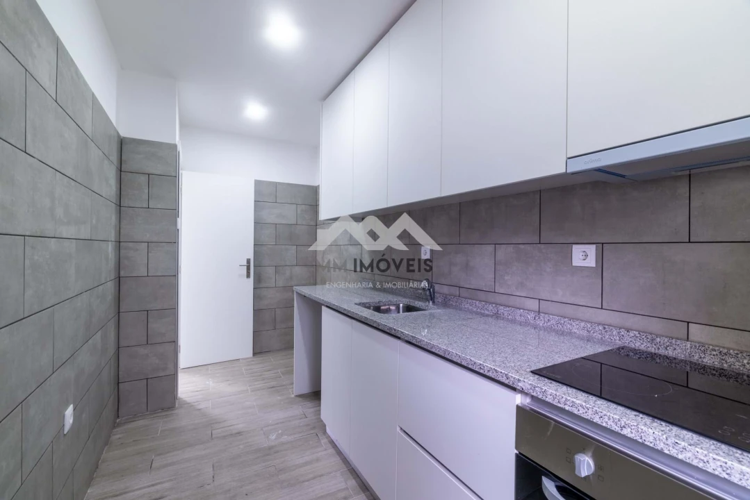 Moradia T4 para Venda em Pedrouços Foto 22