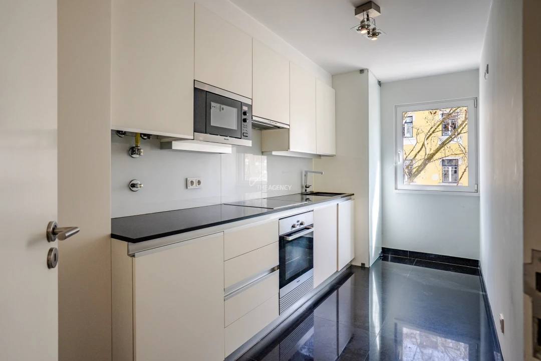 Apartamento T1 para Venda em Avenidas Novas Foto 18