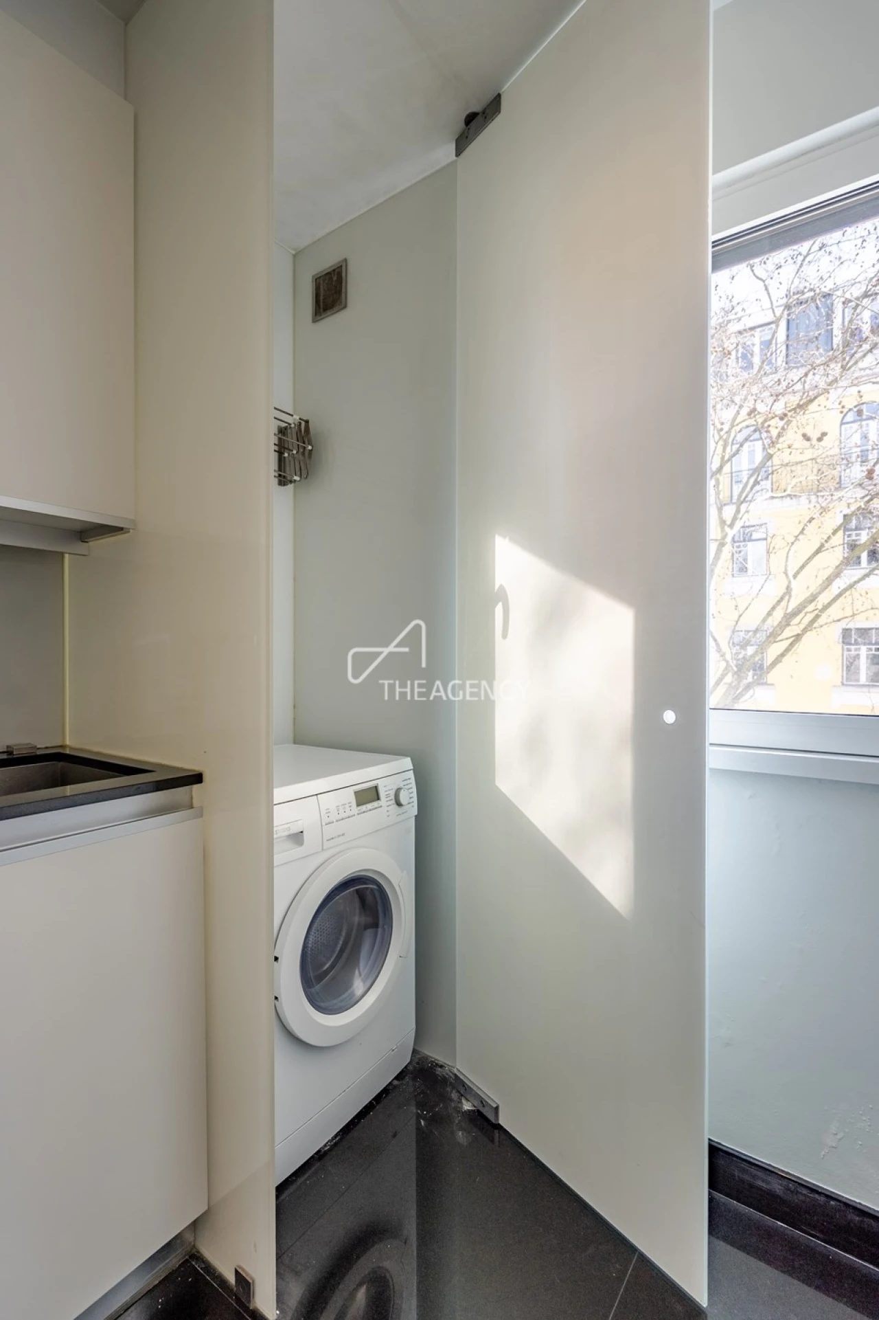 Apartamento T1 para Venda em Avenidas Novas Foto 20