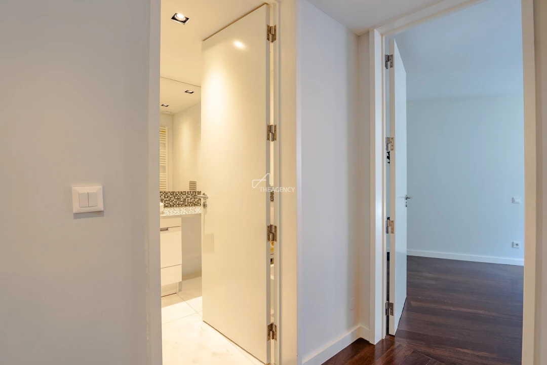 Apartamento T1 para Venda em Avenidas Novas Foto 5