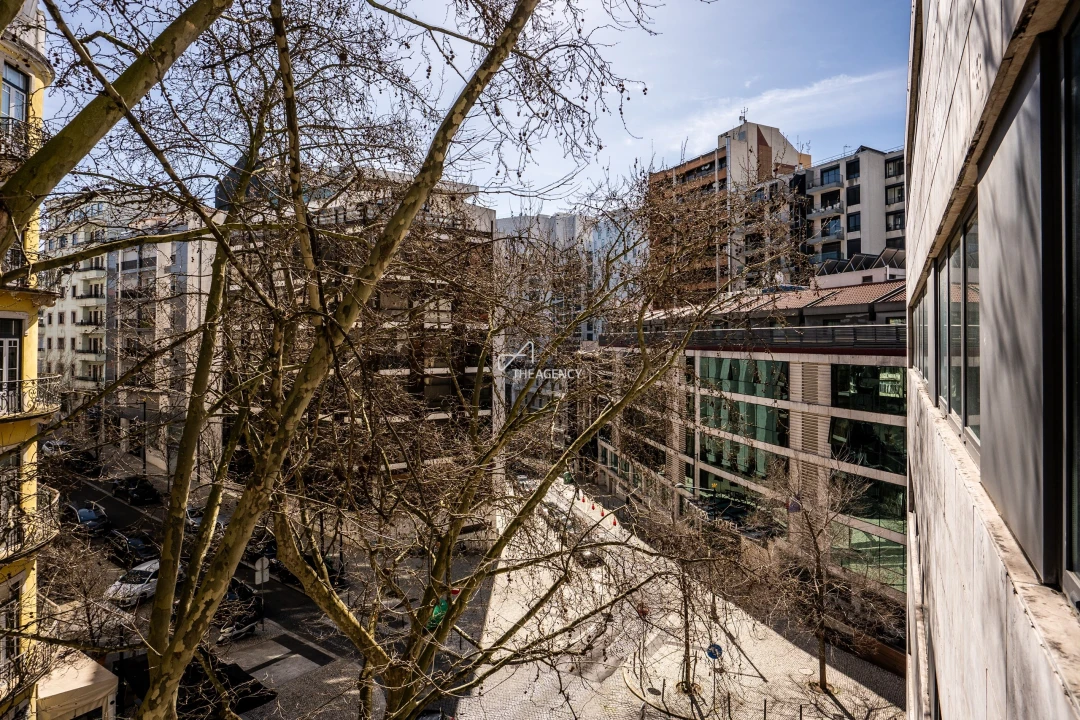 Apartamento T1 para Venda em Avenidas Novas Foto 17