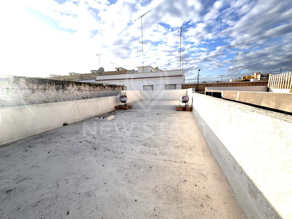 Moradia T1 para Venda em Olhão Foto 10