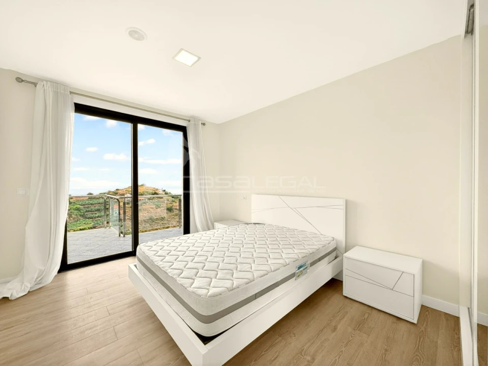 Moradia T3 para Venda em Ribeira Brava Foto 8