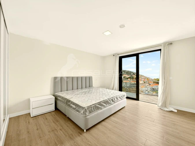 Moradia T3 para Venda em Ribeira Brava Foto 18