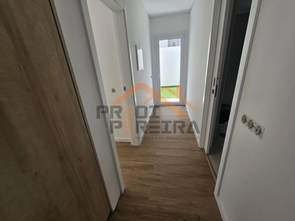 Moradia T5 para Venda em Santa Iria de Azoia, São João da Talha e Bobadela Foto 15