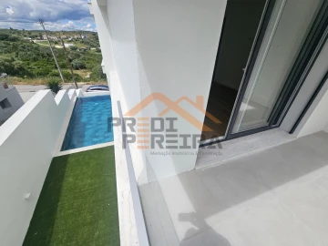 Moradia T5 para Venda em Santa Iria de Azoia, São João da Talha e Bobadela