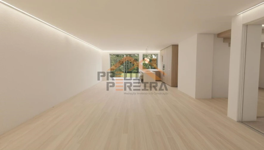 Moradia T5 para Venda em Santa Iria de Azoia, São João da Talha e Bobadela Foto 5