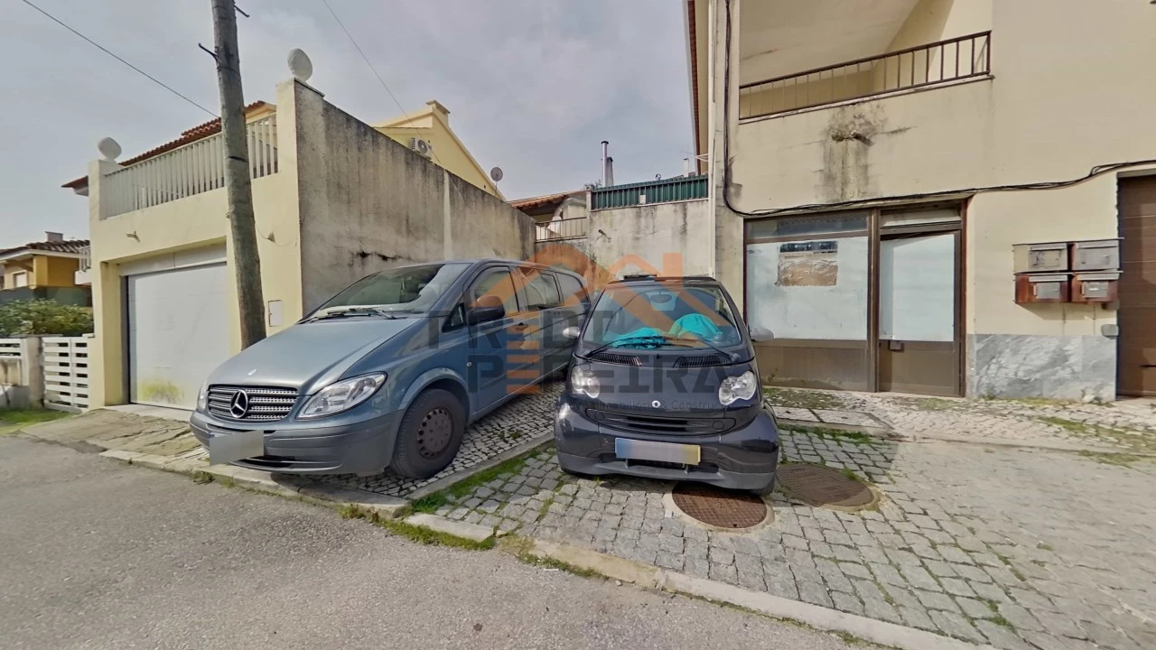 Armazém para Venda em Ramada e Caneças Foto 19