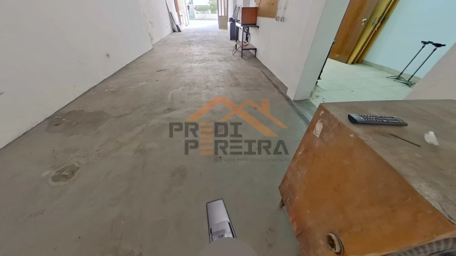 Armazém para Venda em Ramada e Caneças Foto 6