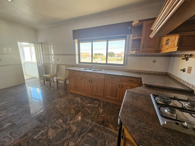 Apartamento T4 para Venda em Gaio-Rosário e Sarilhos Pequenos Foto 17