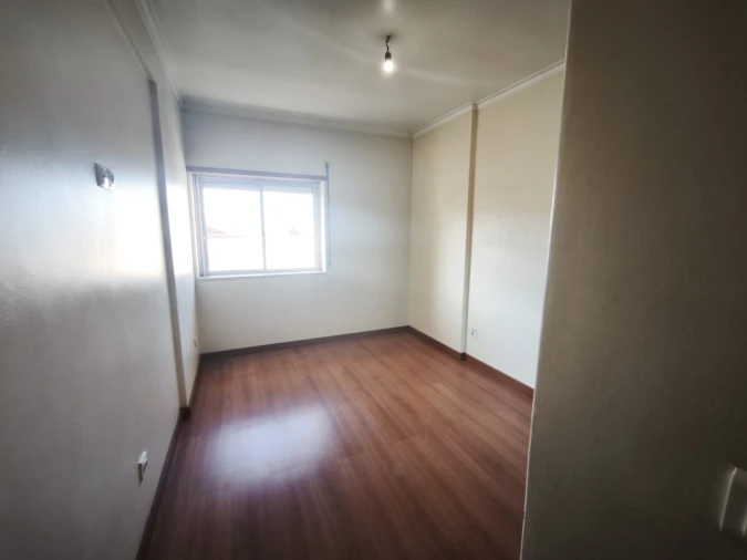 Apartamento T2 para Venda em Queluz e Belas Foto 12