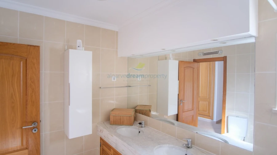 Apartamento T3 para Venda em Albufeira e Olhos de Água Foto 13