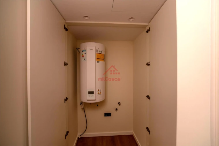 Apartamento T1 para Venda em Santa Maria, São Pedro e Matacães Foto 6