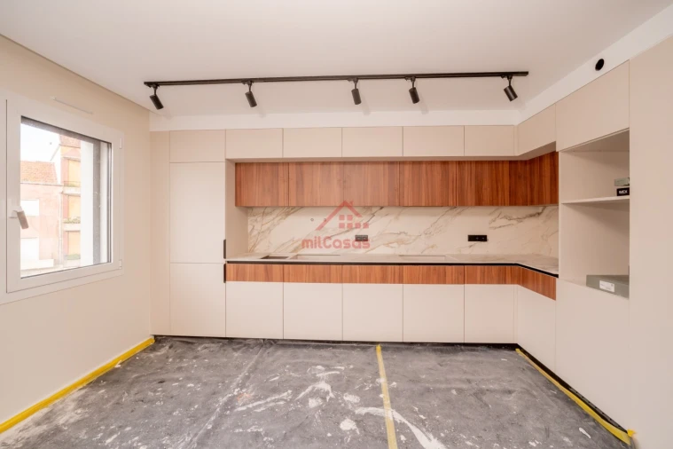 Apartamento T1 para Venda em Santa Maria, São Pedro e Matacães Foto 3