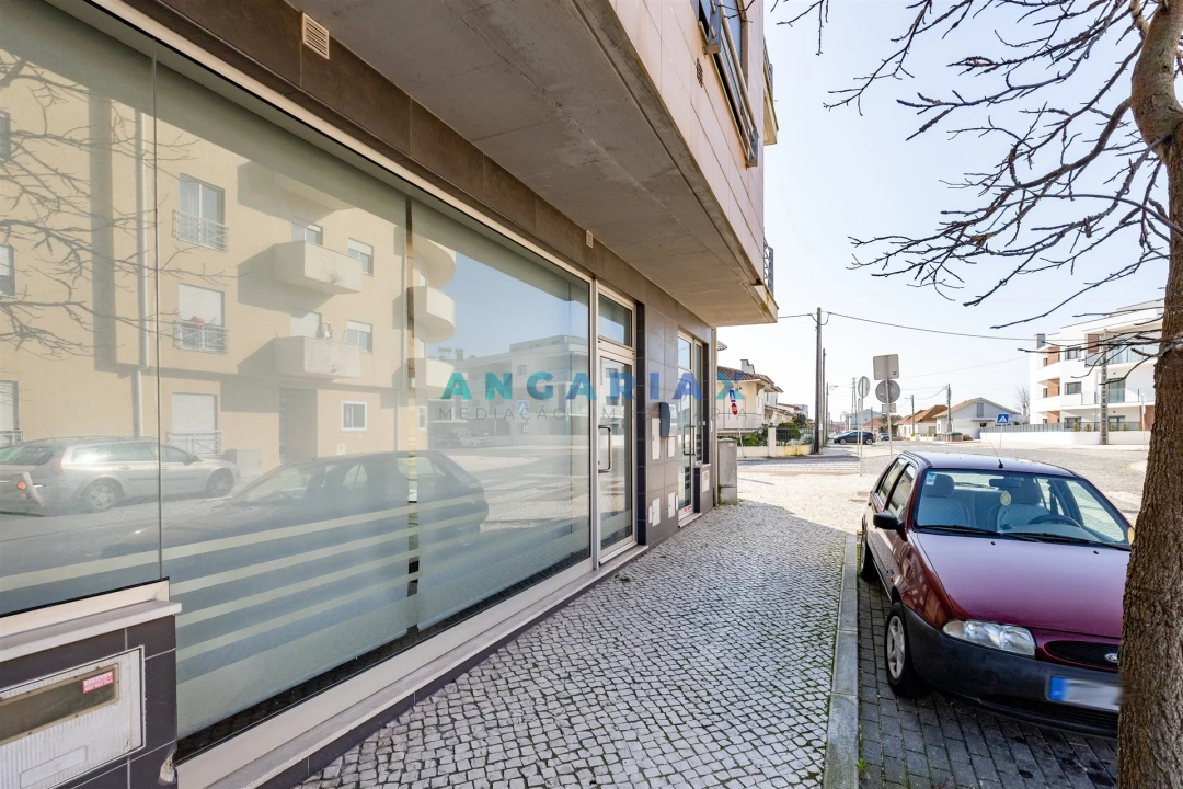 Loja para Venda em Marinha Grande Foto 15