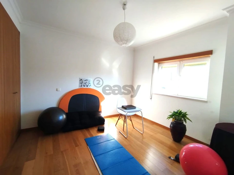 Moradia T4 para Venda em São João Baptista e Santa Maria dos Olivais Foto 26