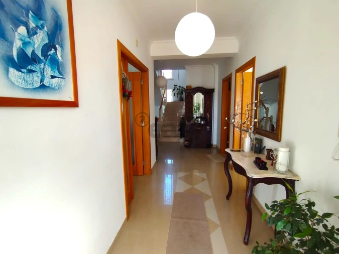 Moradia T4 para Venda em São João Baptista e Santa Maria dos Olivais Foto 12