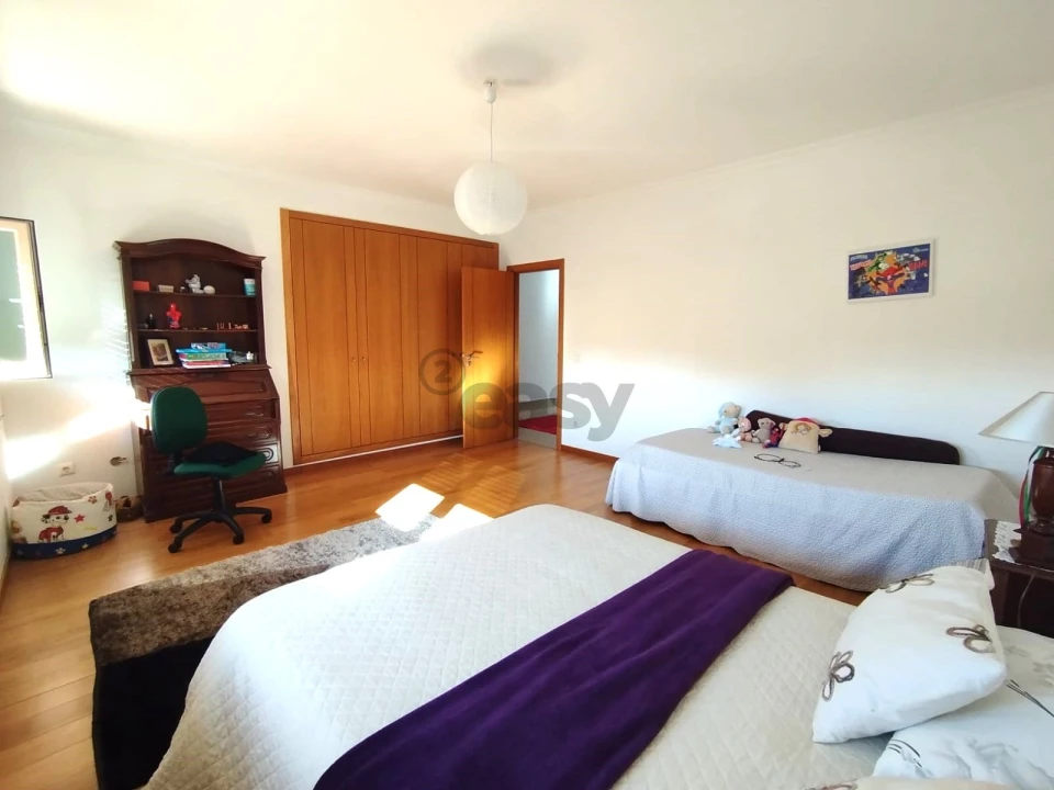 Moradia T4 para Venda em São João Baptista e Santa Maria dos Olivais Foto 27