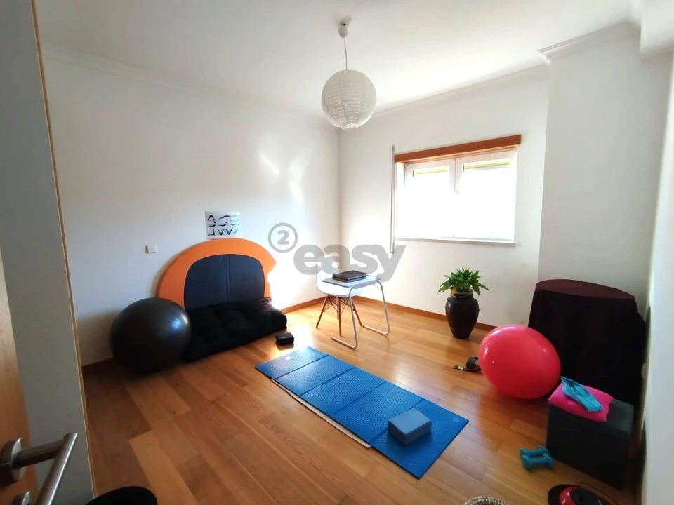 Moradia T4 para Venda em São João Baptista e Santa Maria dos Olivais Foto 25