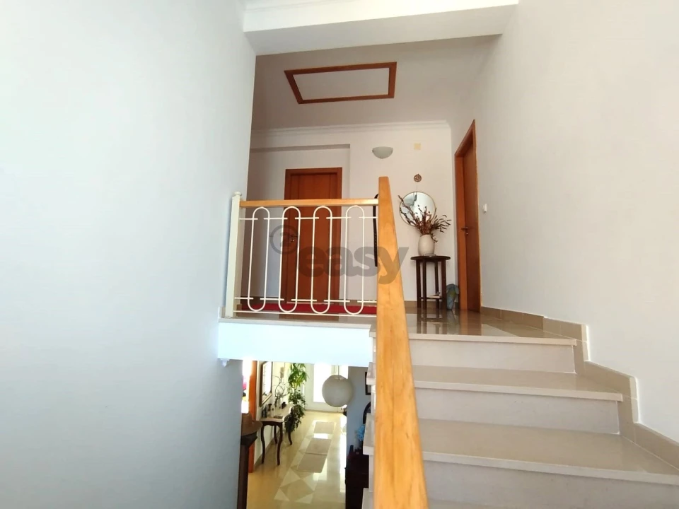 Moradia T4 para Venda em São João Baptista e Santa Maria dos Olivais Foto 23