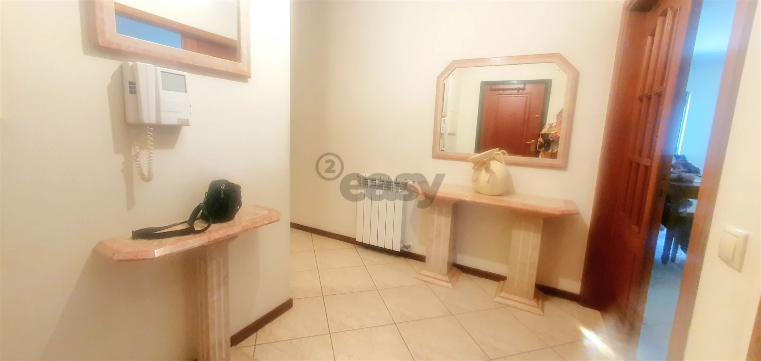 Apartamento T3 para Arrendamento em Lamego (Almacave e Sé) Foto 2