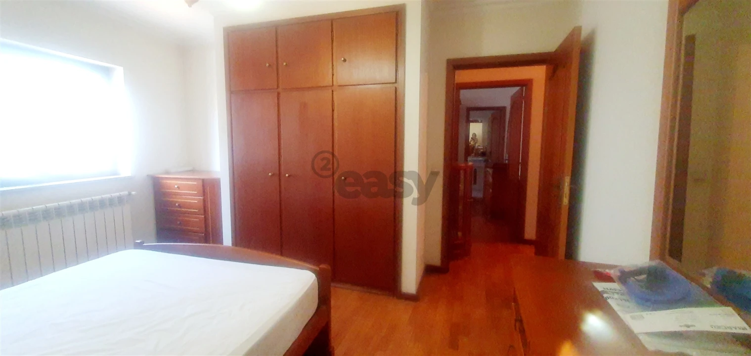 Apartamento T3 para Arrendamento em Lamego (Almacave e Sé) Foto 14