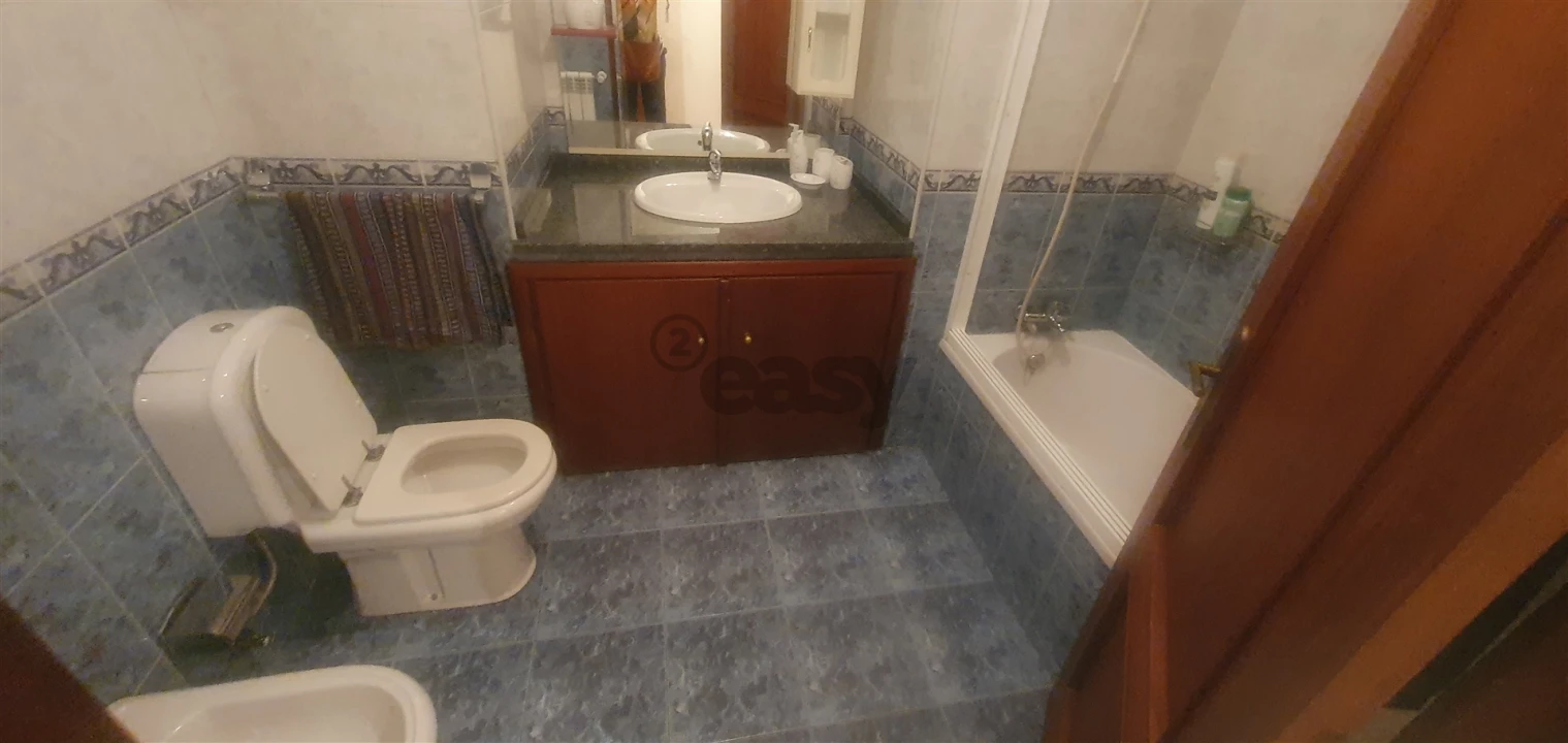 Apartamento T3 para Arrendamento em Lamego (Almacave e Sé) Foto 18