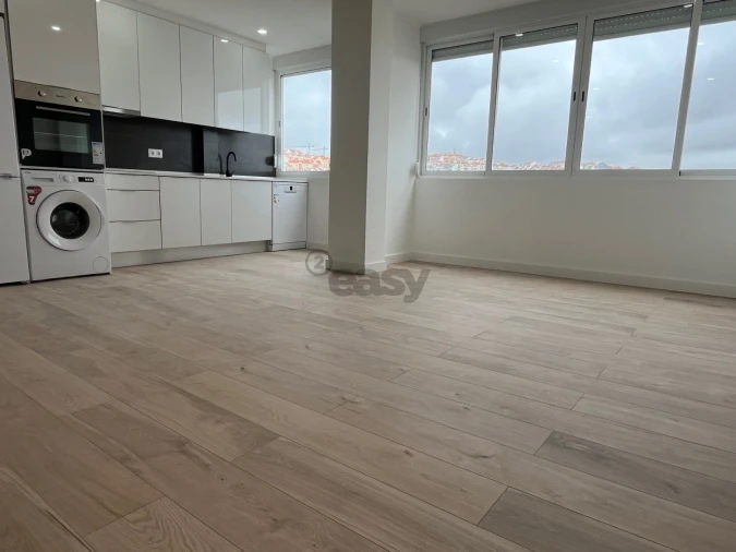 Apartamento T3 para Venda em Alverca do Ribatejo e Sobralinho Foto 1