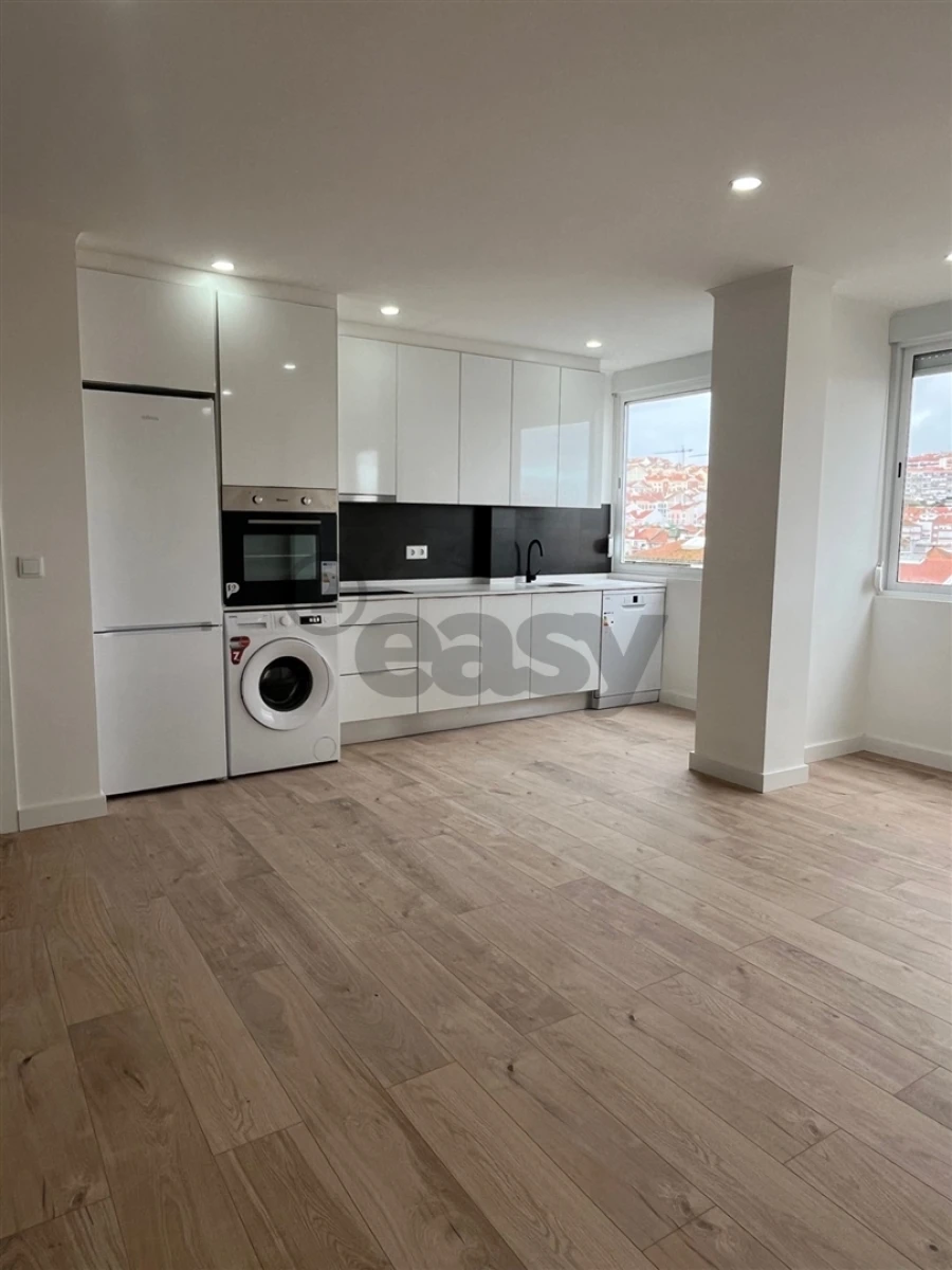 Apartamento T4 para Venda em Águas Livres Foto 13