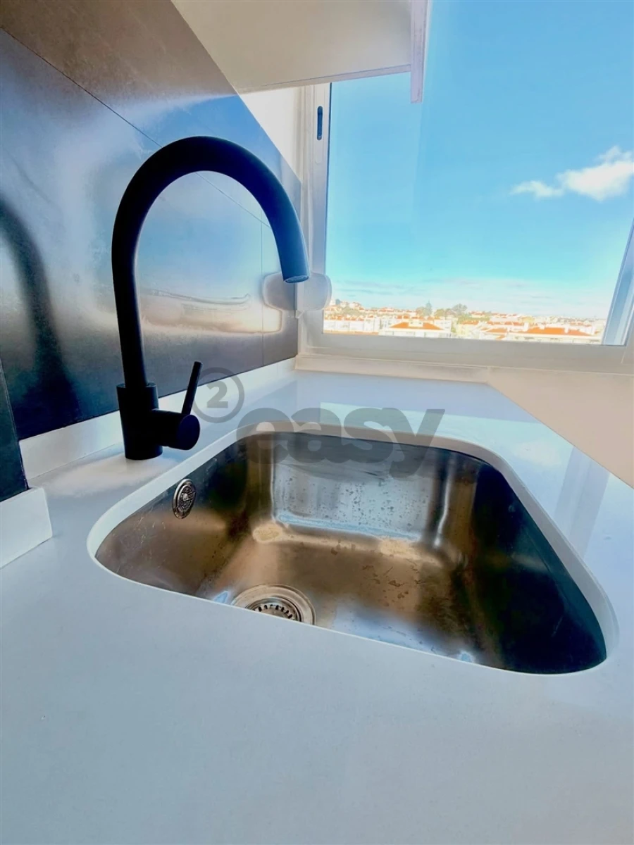 Apartamento T4 para Venda em Águas Livres Foto 3