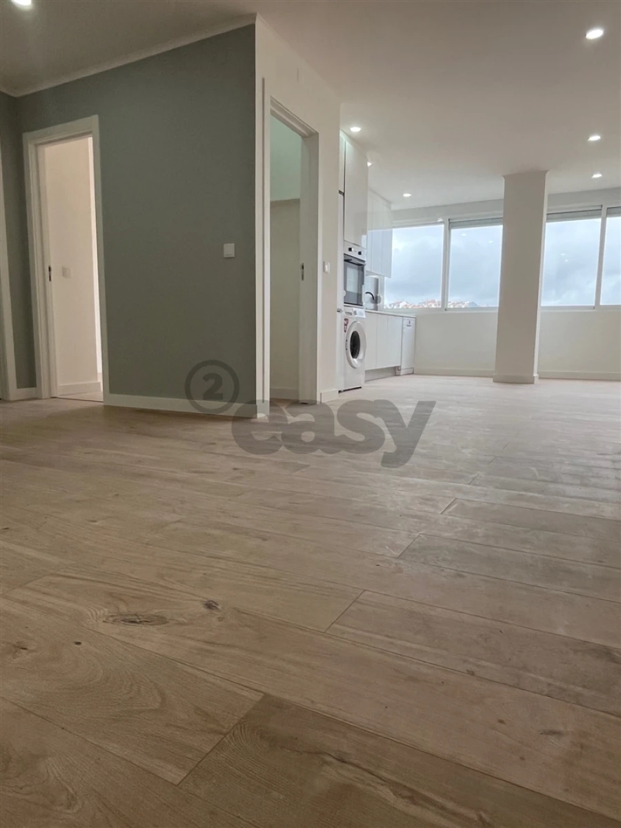 Apartamento T4 para Venda em Águas Livres Foto 23