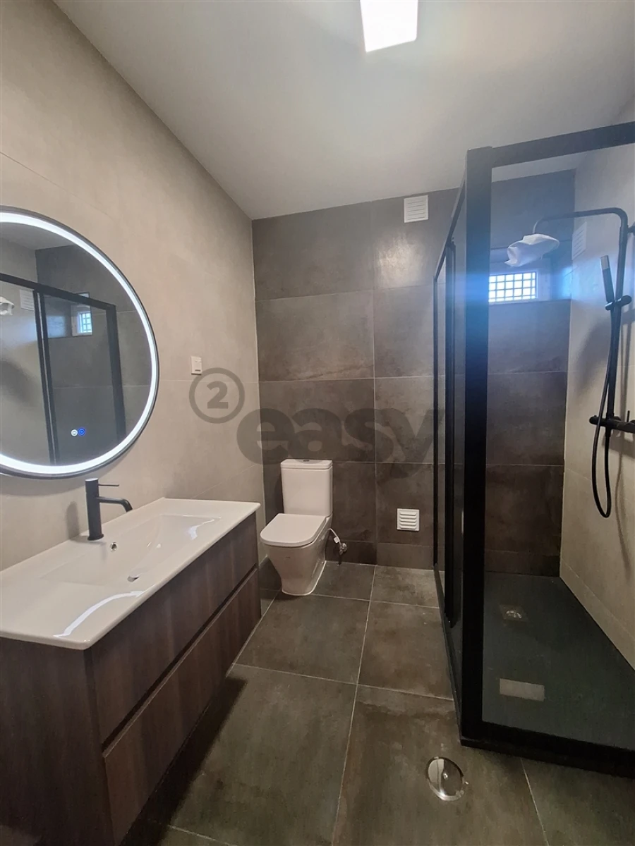 Apartamento T4 para Venda em Covilhã e Canhoso Foto 8