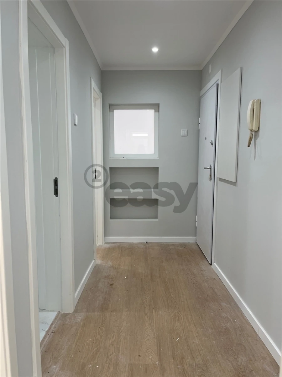 Apartamento T2 para Venda em Venteira Foto 11