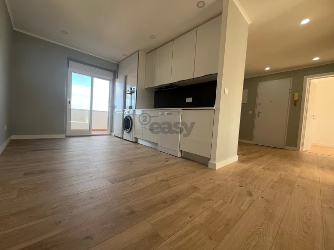 Apartamento T3 para Venda em Águas Livres Foto 1