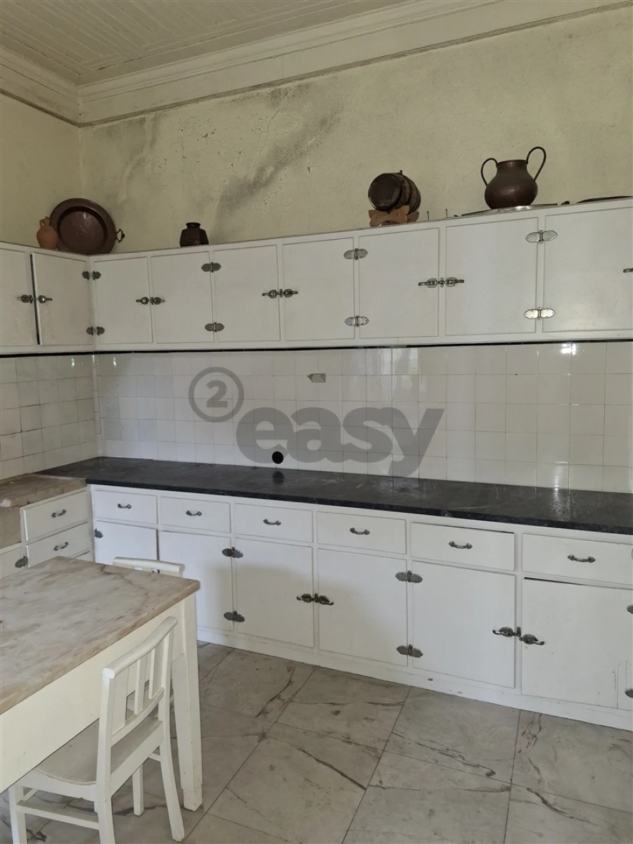 Moradia T0 para Venda em Tortosendo Foto 4