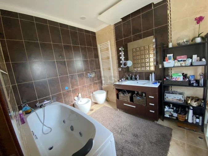 Moradia T4 para Venda em Monte Real e Carvide Foto 10