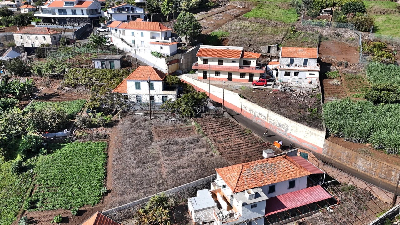 Moradia T3 para Venda em Calheta Foto 44